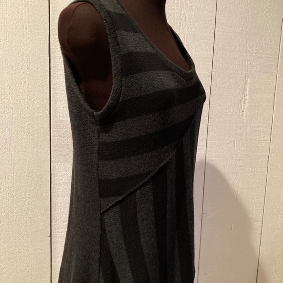 Luukaa Gray & Black Striped Wool Tunic Jumper Size Small NWT - Picture 2 of 13